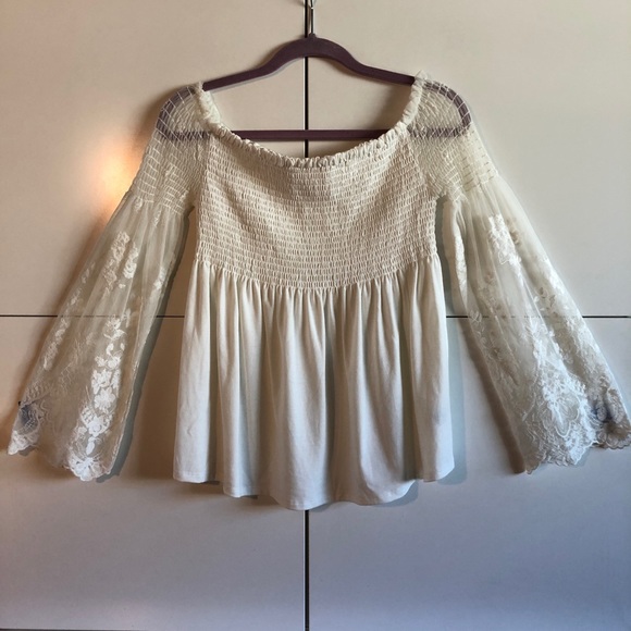 Xhilaration Angel Top - Picture 3 of 6